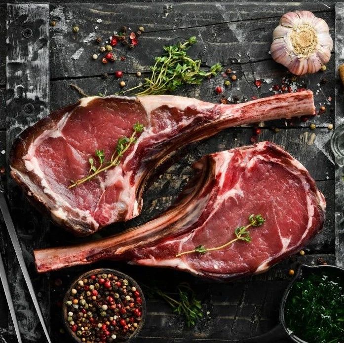 从黄金牧场直供牛排到天然鲜果，体验纯净南半球的舌尖享受！