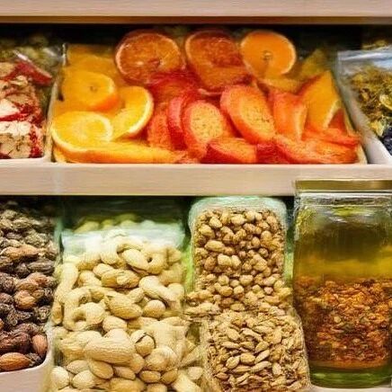 药食同源零食化年增速30%，办公室养生迎来枸杞软糖、人参巧克力新时代